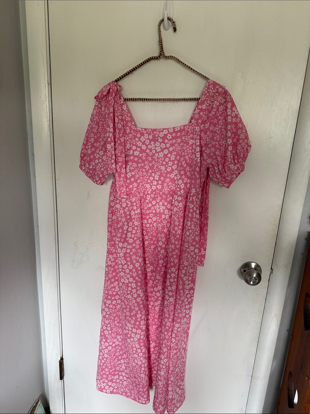 Pink Floral Square-Neck Midi Dress with Puff Sleeves